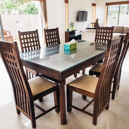 Unit 4 By Red Stone Villas Lonavala Εξωτερικό φωτογραφία